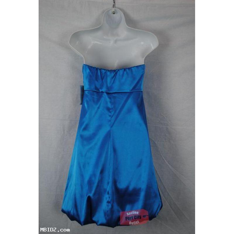 NEW Macy&#039;s Azure Short Strapless Dress Size 7/8